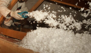 Optez pour une solution d'isolation de combles perdus écologique